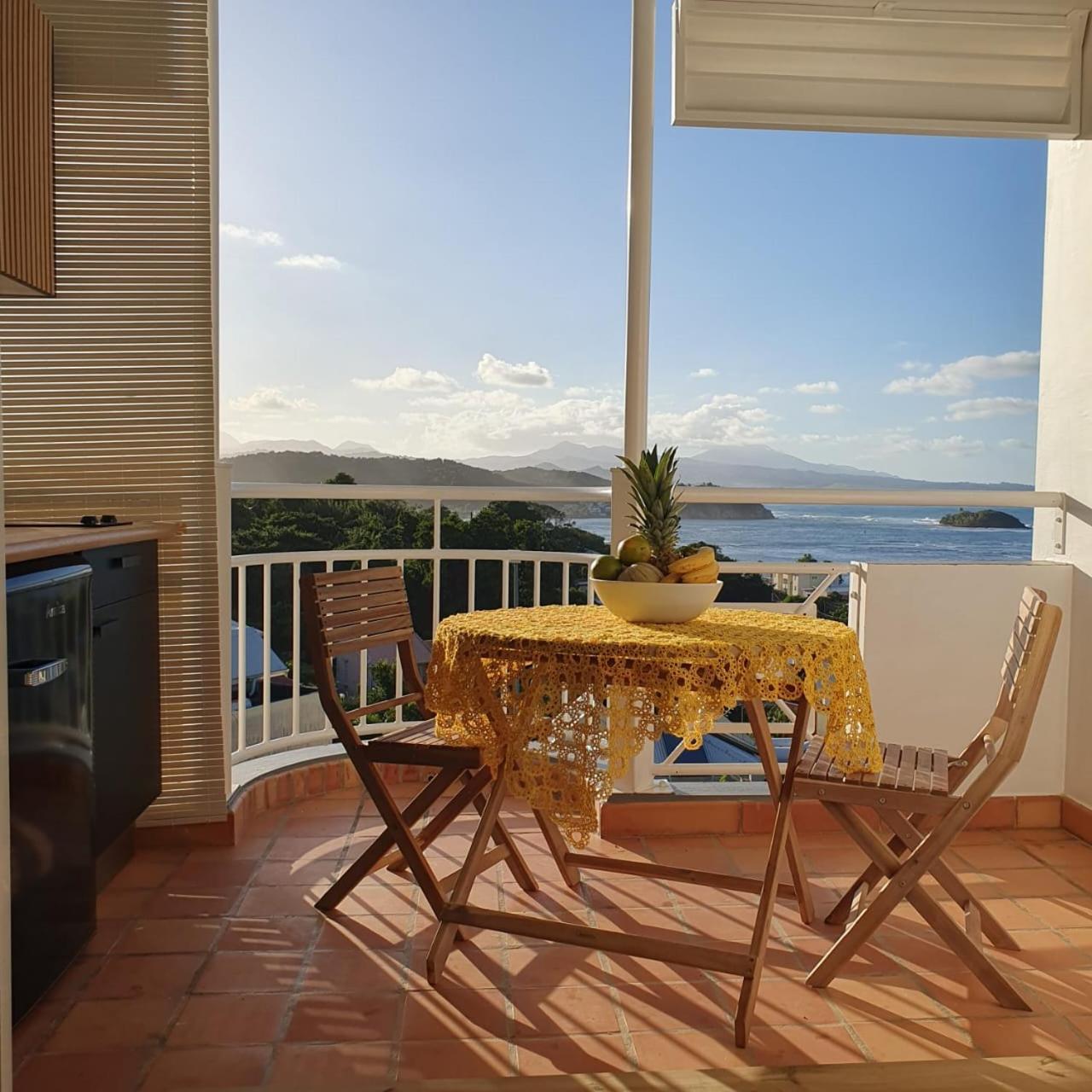 Appartement De La Baie, Vue Magnifique, Tartane Ла-Трините Экстерьер фото
